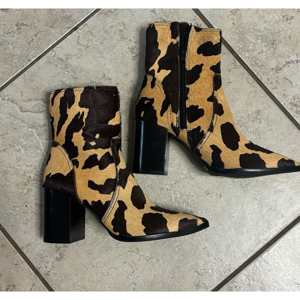 Gianni Bini Darnold printed hair calf block heel boots 6.5